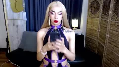 Snapshot of foxy_goddess chatting on 1, 2, 2026 foxy_goddess online show from 1, 2, 2026