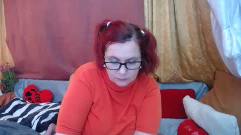 Snapshot of foxydesiree chatting on 23, 4, 2026 foxydesiree online show from 23, 4, 2026