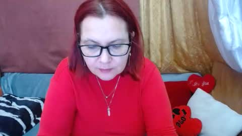 Snapshot of foxydesiree chatting on 2, 5, 2026 foxydesiree online show from 2, 5, 2026