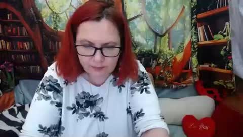 Snapshot of foxydesiree chatting on 21, 5, 2026 foxydesiree online show from 21, 5, 2026