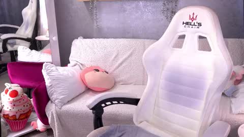 Maya online show from 24, 10, 2025