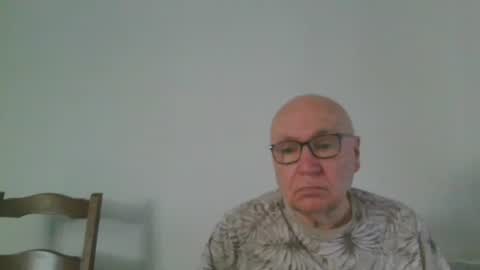 Snapshot of fra94 chatting on 17, 4, 2026 fra94 online show from 17, 4, 2026