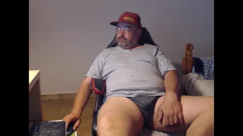 Snapshot of fraboys chatting on 23, 4, 2026 Fraboys online show from 23, 4, 2026