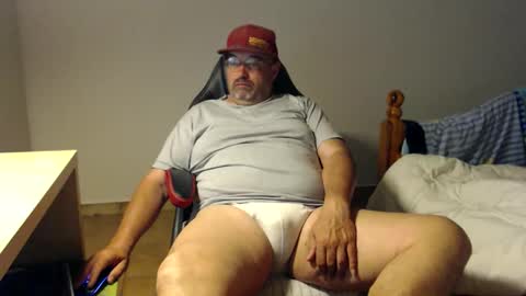 Snapshot of fraboys chatting on 28, 4, 2026 Fraboys online show from 28, 4, 2026