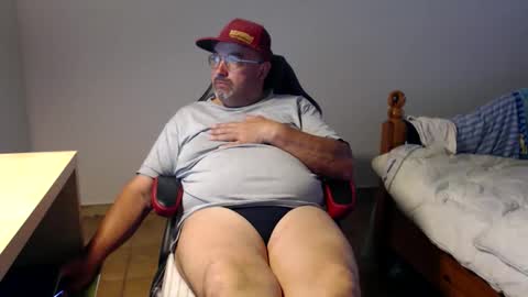 Snapshot of fraboys chatting on 3, 5, 2026 Fraboys online show from 3, 5, 2026