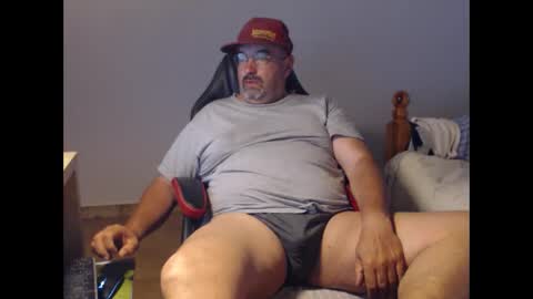 Snapshot of fraboys chatting on 8, 5, 2026 Fraboys online show from 8, 5, 2026