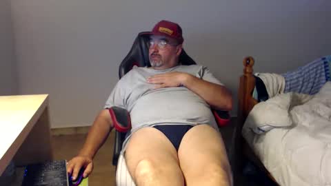 Snapshot of fraboys chatting on 9, 5, 2026 Fraboys online show from 9, 5, 2026