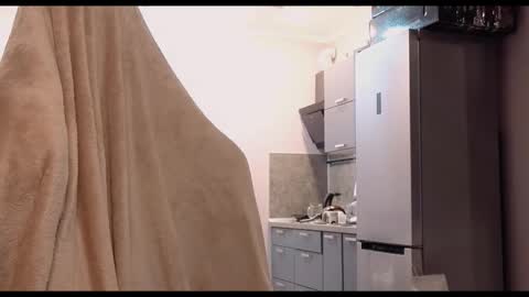 fran_bow online show from 1, 12, 2025