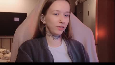 fran_bow online show from 22, 2, 2026