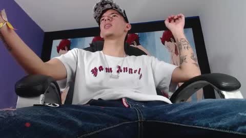 Snapshot of fran_boy_ chatting on 4, 2, 2025 Fran online show from 4, 2, 2025