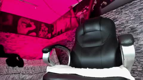 Snapshot of fran_boy_ chatting on 30, 10, 2025 Fran online show from 30, 10, 2025