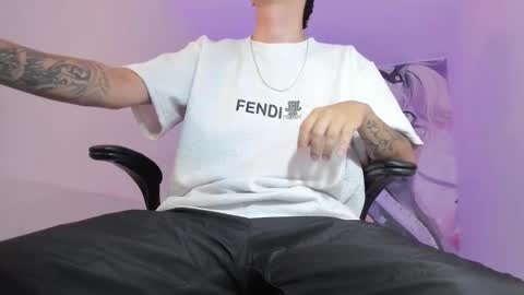 Snapshot of fran_boy_ chatting on 30, 11, 2025 Fran online show from 30, 11, 2025