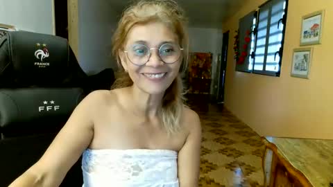 francelune online show from 2, 4, 2026