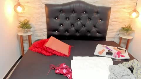 Snapshot of francesca_bbw chatting on 17, 5, 2026 online show from 17, 5, 2026