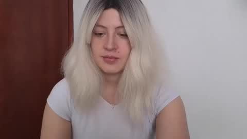 Snapshot of francescaasmith chatting on 5, 5, 2026 Francesca online show from 5, 5, 2026
