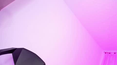 Snapshot of francescasuzett_ chatting on 1, 2, 2026 francesca online show from 1, 2, 2026