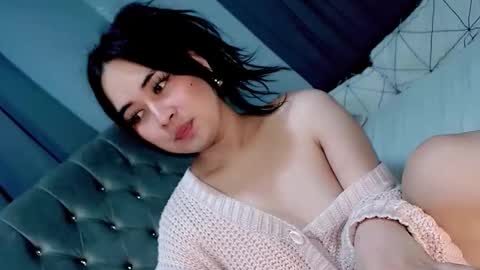 Snapshot of franchesca_fucks chatting on 12, 5, 2026 LOVE online show from 12, 5, 2026