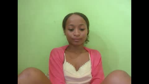 Snapshot of francine925426 chatting on 10, 3, 2026 francine925426 online show from 10, 3, 2026