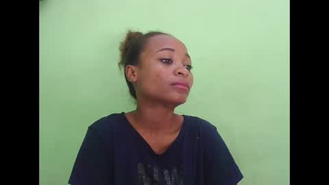 Snapshot of francine925426 chatting on 17, 3, 2026 francine925426 online show from 17, 3, 2026