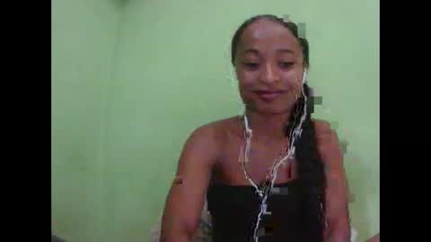 Snapshot of francine925426 chatting on 12, 4, 2026 francine925426 online show from 12, 4, 2026