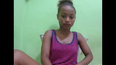 Snapshot of francine925426 chatting on 6, 5, 2026 francine925426 online show from 6, 5, 2026
