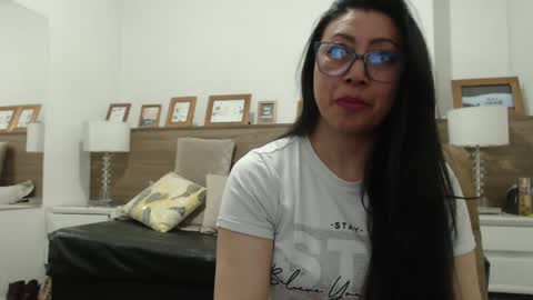 Snapshot of francisca_vera chatting on 16, 5, 2026 francisca_vera online show from 16, 5, 2026