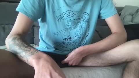 Snapshot of franck1384 chatting on 25, 10, 2025 franck1384 online show from 25, 10, 2025