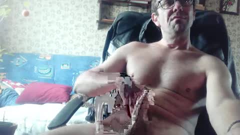 Snapshot of franck143544 chatting on 4, 1, 2025 franck143544 online show from 4, 1, 2025