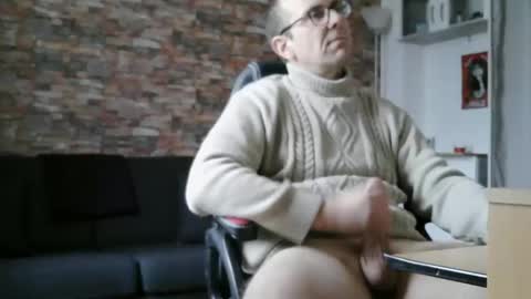 Snapshot of franck143544 chatting on 19, 2, 2026 franck143544 online show from 19, 2, 2026