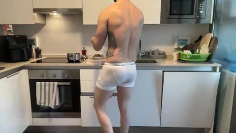 Snapshot of franco03952 chatting on 16, 11, 2025 franco03952 online show from 16, 11, 2025