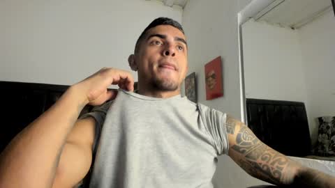 Snapshot of franco_ruiz_ chatting on 15, 12, 2024 franco online show from 15, 12, 2024