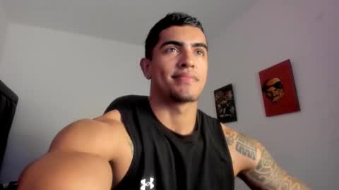 Snapshot of franco_ruiz_ chatting on 14, 10, 2025 franco online show from 14, 10, 2025