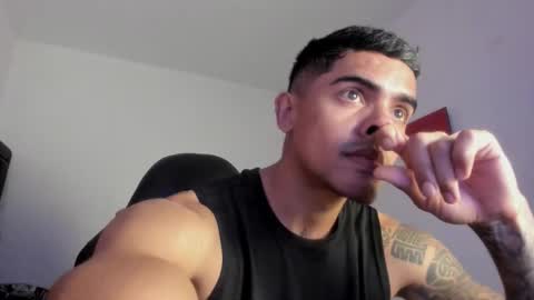 Snapshot of franco_ruiz_ chatting on 3, 3, 2026 franco online show from 3, 3, 2026