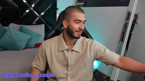 Snapshot of francobanderas1 chatting on 20, 12, 2025 FRANCO online show from 20, 12, 2025