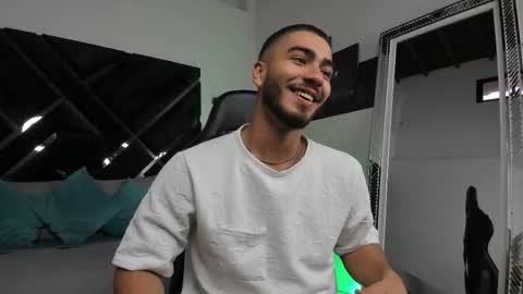 Snapshot of francobanderas1 chatting on 9, 1, 2026 FRANCO online show from 9, 1, 2026