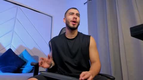 Snapshot of francobanderas1 chatting on 13, 1, 2026 FRANCO online show from 13, 1, 2026