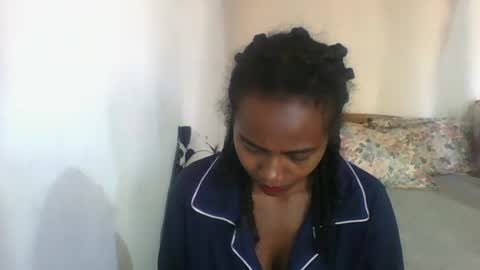 Snapshot of francoisee chatting on 12, 4, 2026 Hamie Sexy online show from 12, 4, 2026