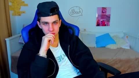 Frank online show from 7, 3, 2025