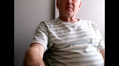 Snapshot of frannkboy61 chatting on 4, 5, 2026 frannkboy61 online show from 4, 5, 2026