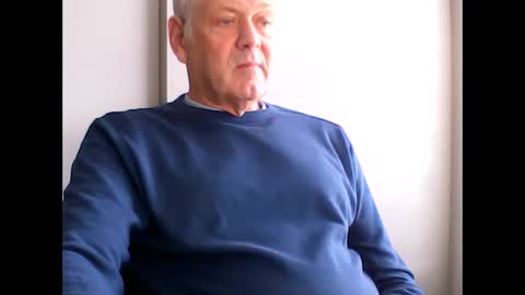 Snapshot of frannkboy61 chatting on 20, 5, 2026 frannkboy61 online show from 20, 5, 2026