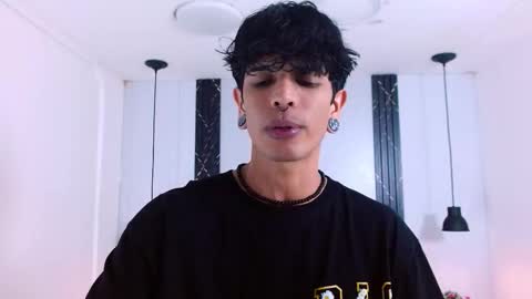 Franvill trato online show from 25, 11, 2025