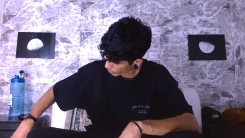 Snapshot of franvill_trato chatting on 27, 2, 2026 Franvill trato online show from 27, 2, 2026