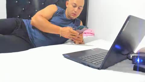 franyjuly online show from 10, 1, 2025