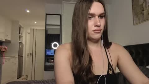 Snapshot of franzeva chatting on 9, 6, 2026 I am franzeva online show from 9, 6, 2026