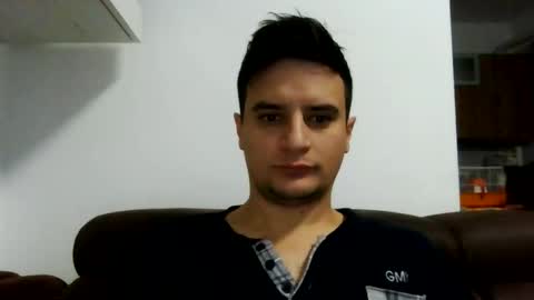 Snapshot of fraromeo2 chatting on 24, 11, 2025 fraromeo2 online show from 24, 11, 2025