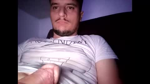 Snapshot of fraromeo2 chatting on 17, 4, 2026 fraromeo2 online show from 17, 4, 2026