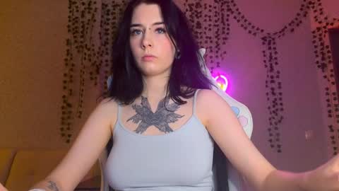 Snapshot of frau_basted chatting on 25, 2, 2025 mistress Bastet and  mintcola online show from 25, 2, 2025