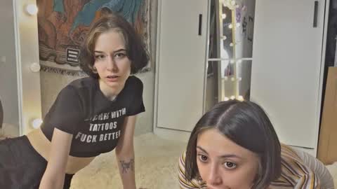 Snapshot of frau_basted chatting on 27, 9, 2025 mistress Bastet and  mintcola online show from 27, 9, 2025