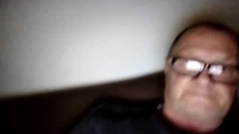 Wolfi online show from 15, 9, 2025