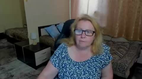 Snapshot of fraumartha chatting on 28, 6, 2026 FrauMartha online show from 28, 6, 2026